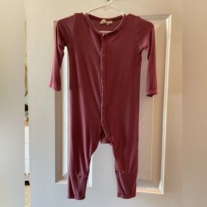 RETIRED Kyte Baby Mulberry Snap Romper 6-12m